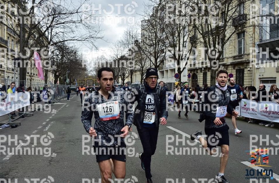 10 kms des&nbsp;Champs-Elysées